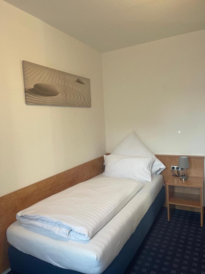 Krystall Hotel Filderstadt Zewnętrze zdjęcie