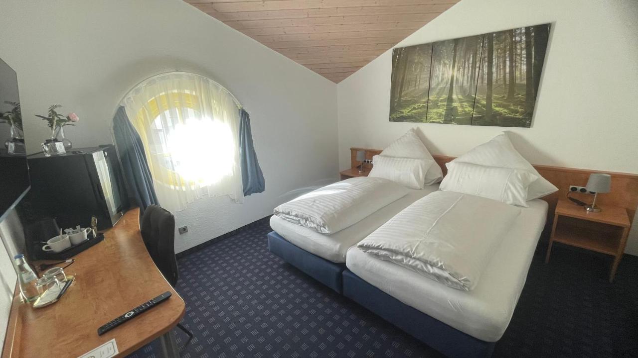 Krystall Hotel Filderstadt Zewnętrze zdjęcie