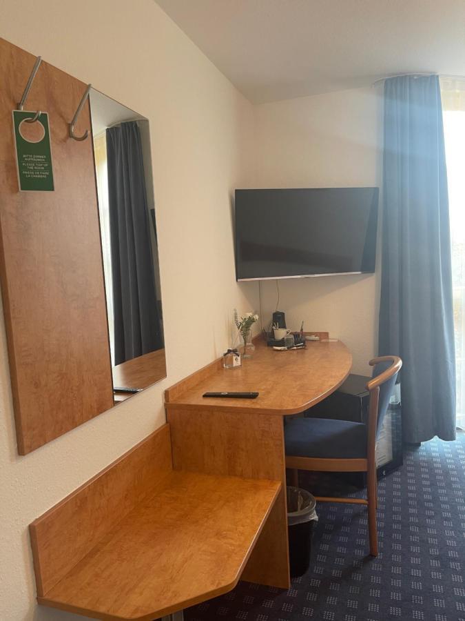 Krystall Hotel Filderstadt Zewnętrze zdjęcie