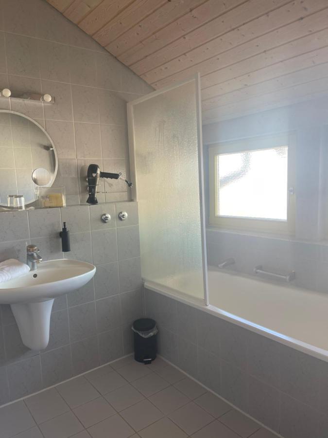 Krystall Hotel Filderstadt Zewnętrze zdjęcie